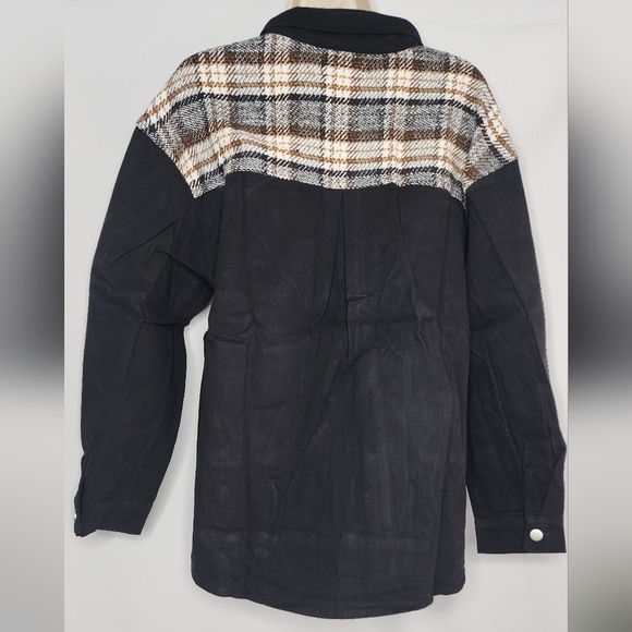 NEW‼️Oversized Black and Brown Plaid Button Down Shirt Size S - Picture 3 of 7